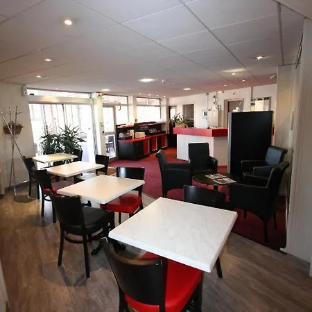 酒店 Saint Andre Gare Sncf 2*