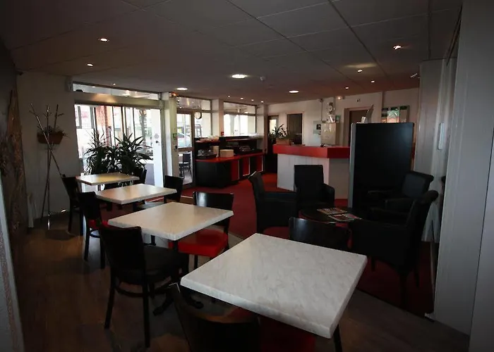 ホテル Saint Andre Gare Sncf 2*