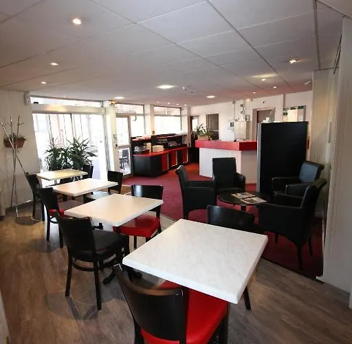 ホテル Saint Andre Gare Sncf 2*